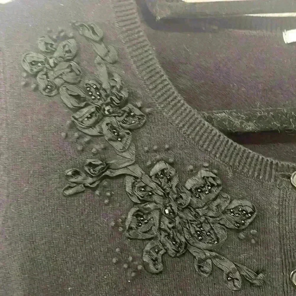 Halogen button down sweater with floral beaded design black size small - Picture 3 of 8